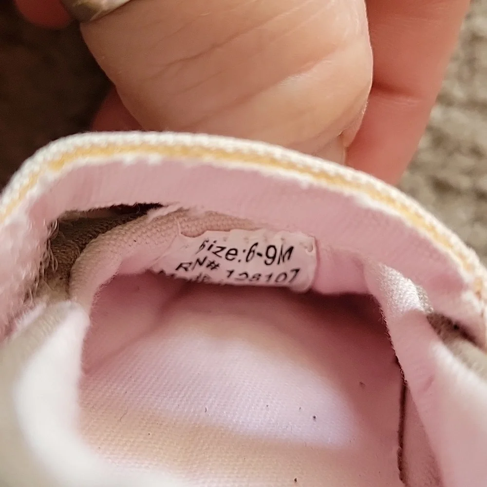 Baby Girl’s Shoes